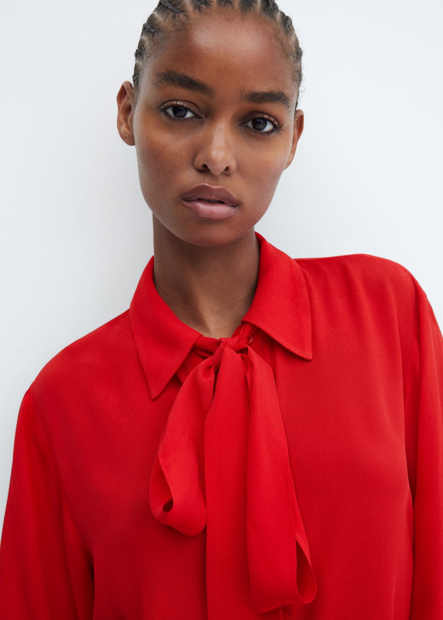 Blusa lazo cuello