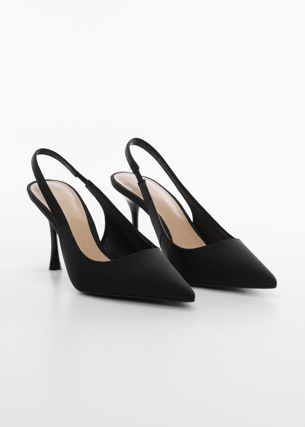 Zapato punta destalonado
