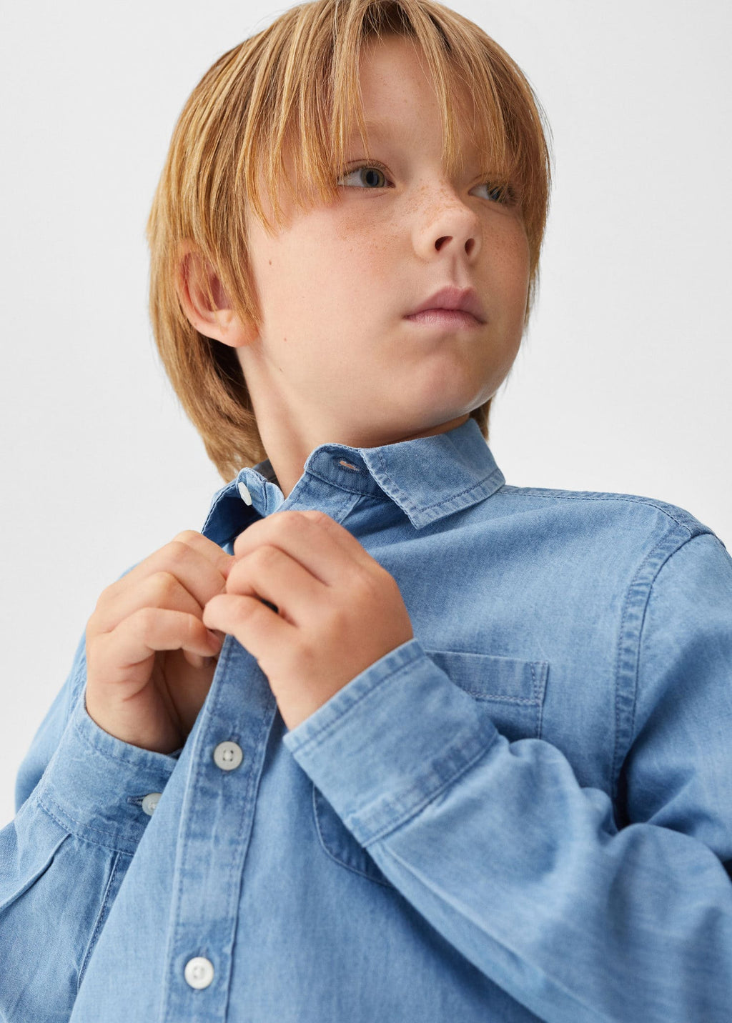 Camisa regular fit denim