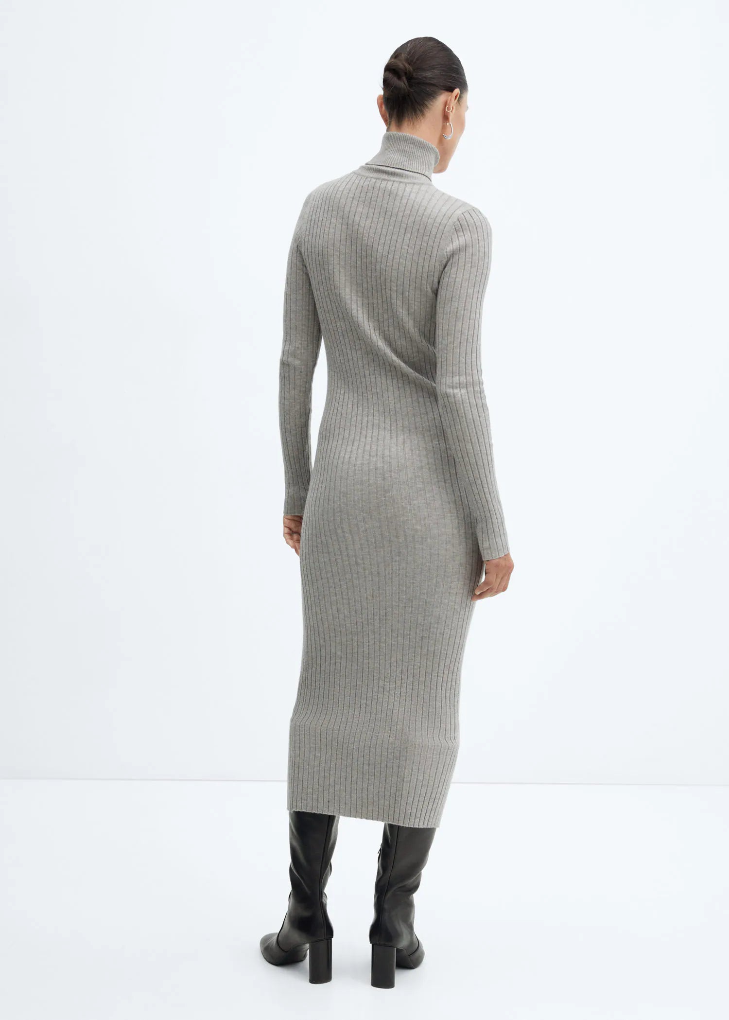 Vestido midi canalé cuello alto