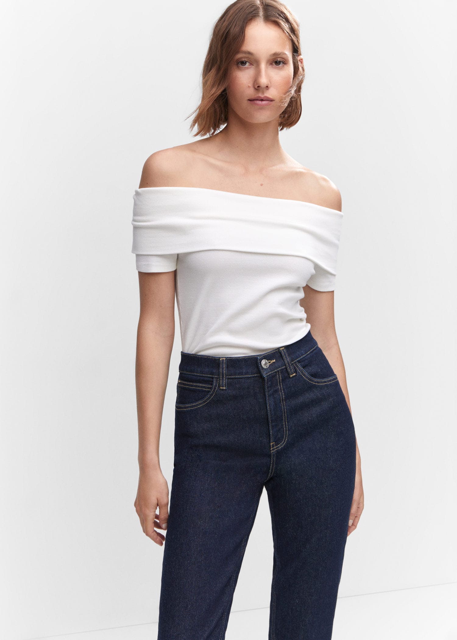 Jeans mom confort tiro alto