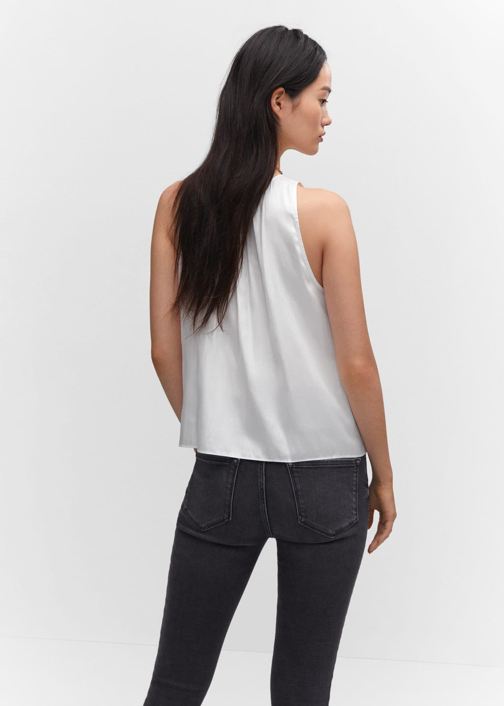 Top satinado detalle pinzas