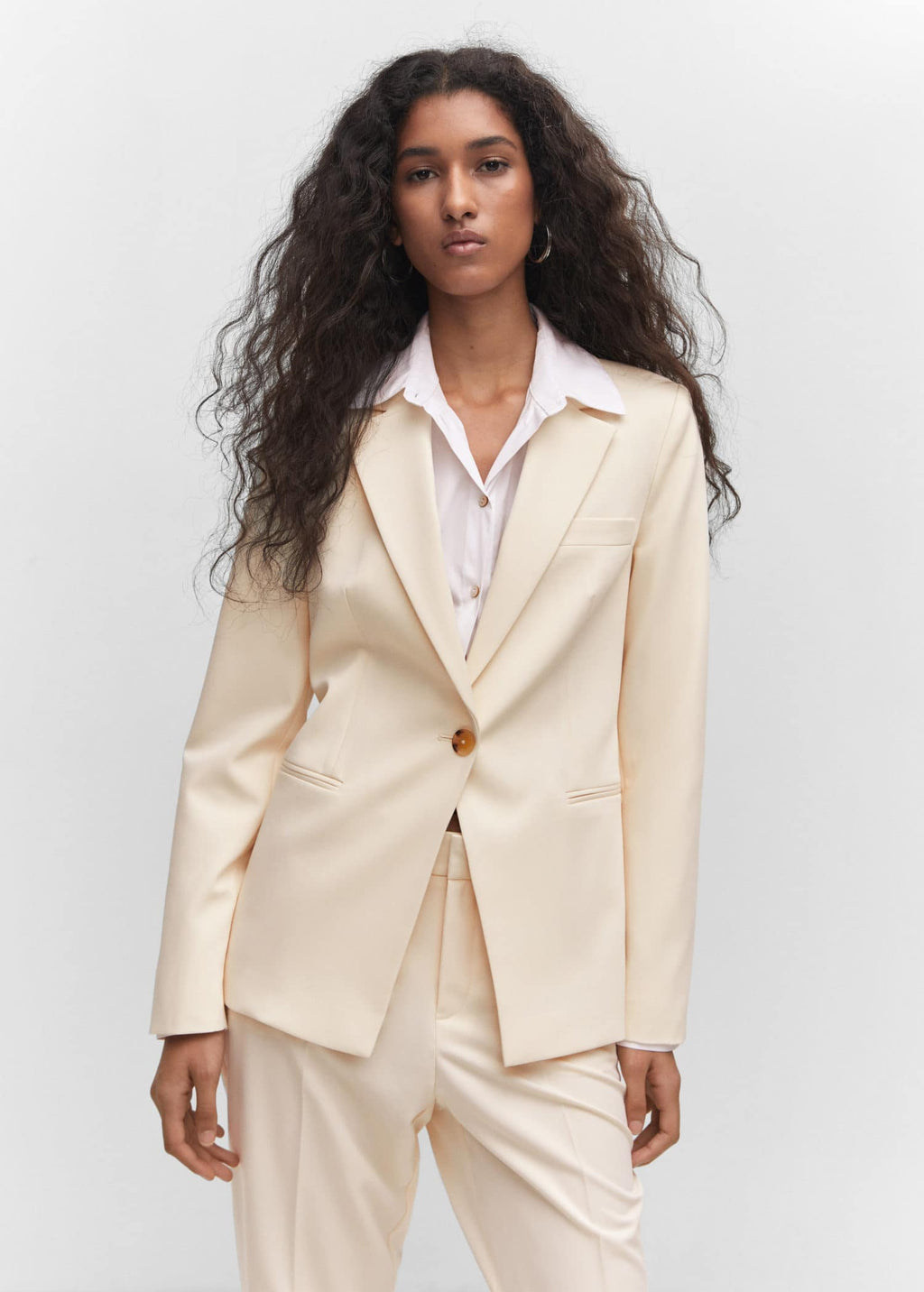 Americana traje entallada