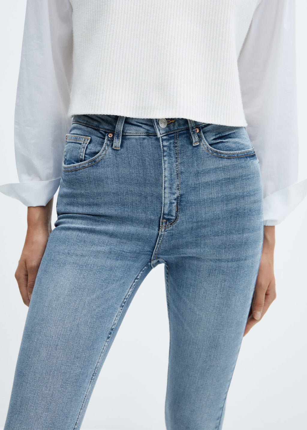 Jeans skinny tiro alto