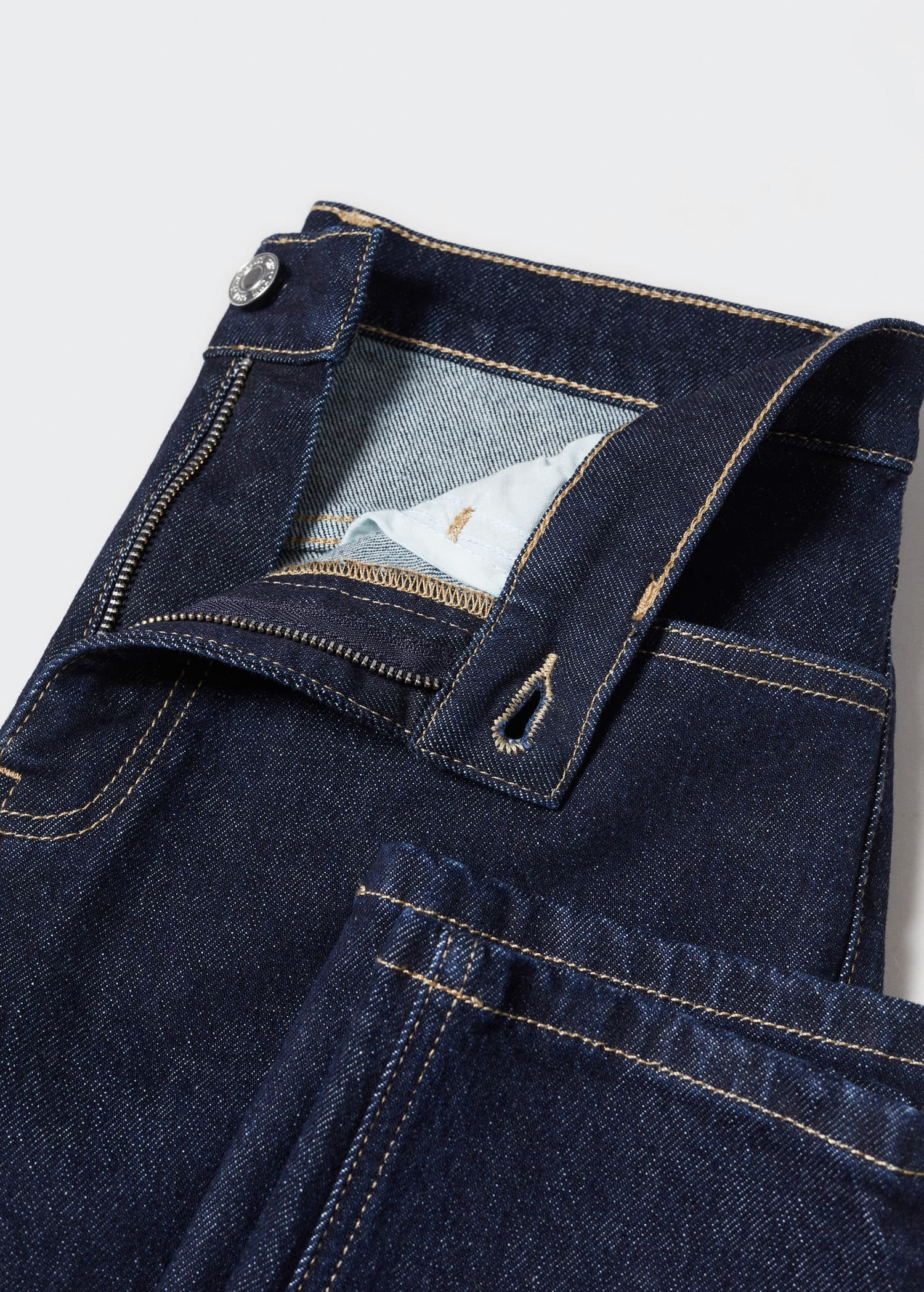 Jeans mom confort tiro alto
