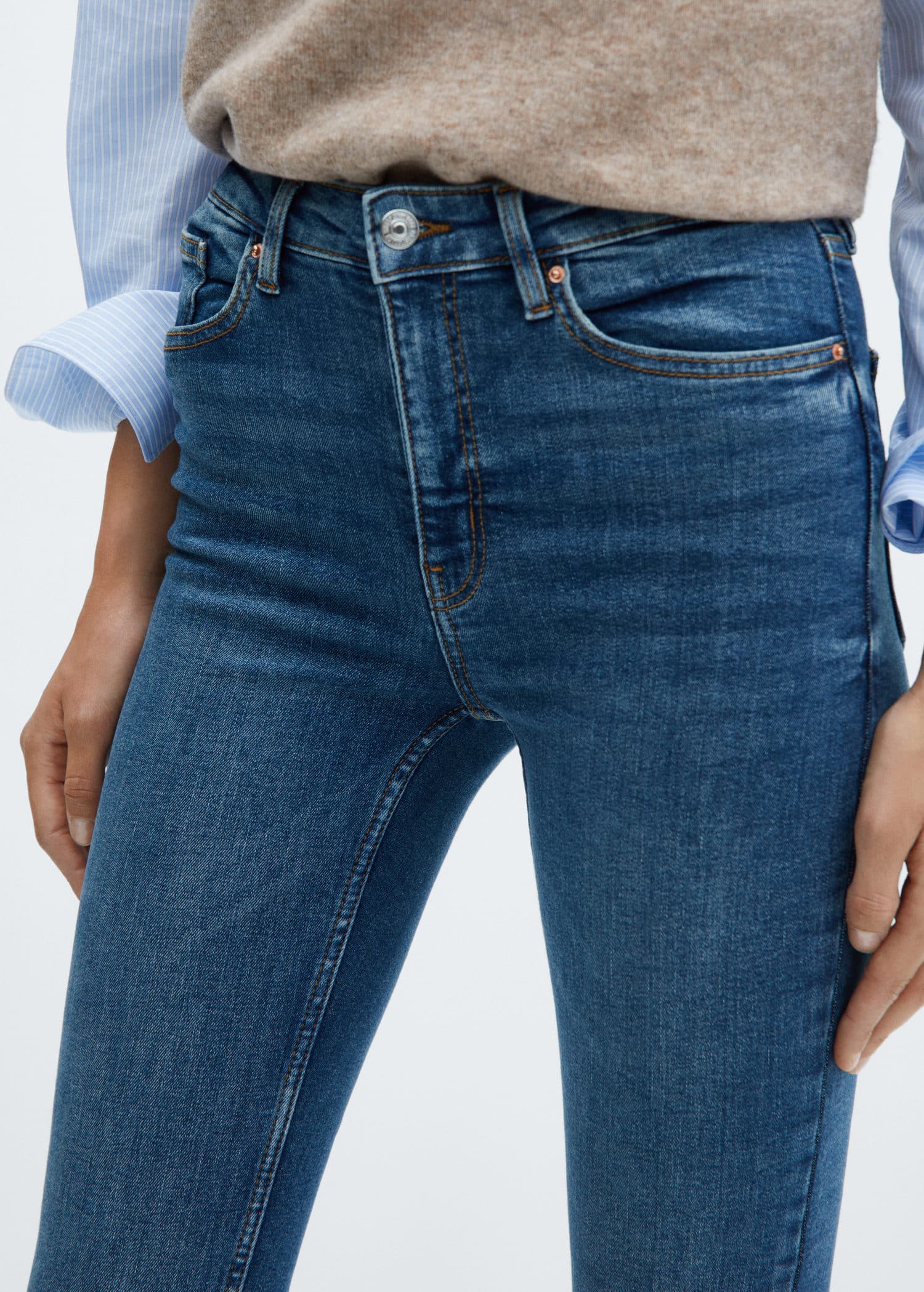 Jeans skinny tiro alto