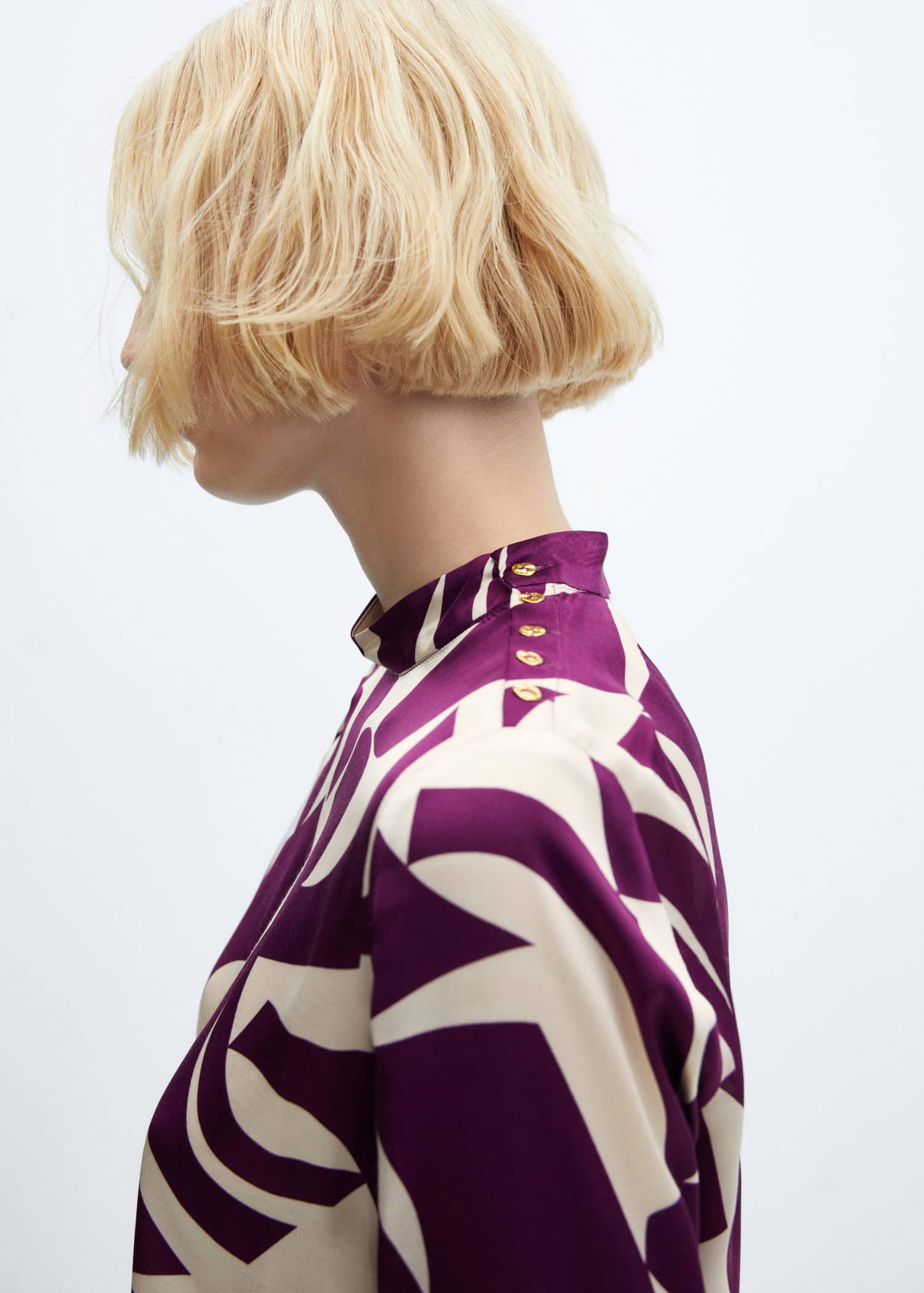 Blusa satinada estampada