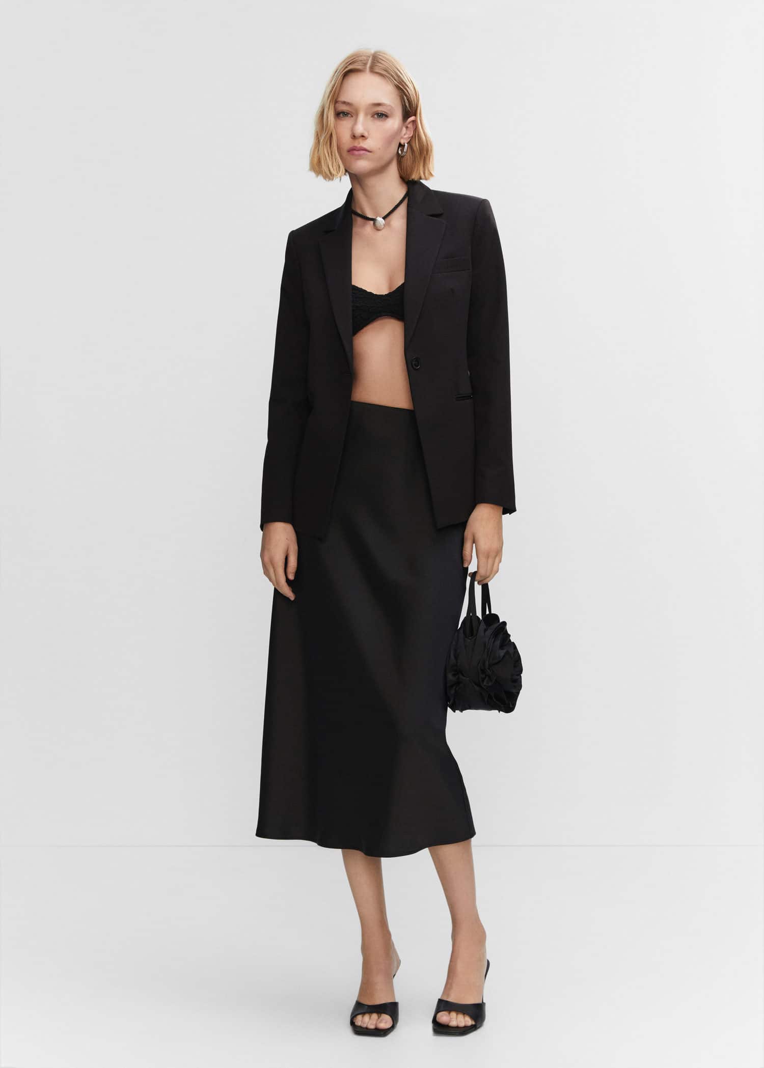 Americana traje entallada