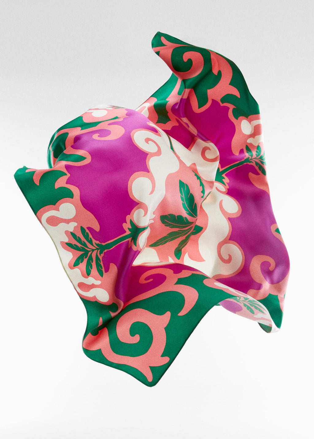 Pañuelo satinado estampado