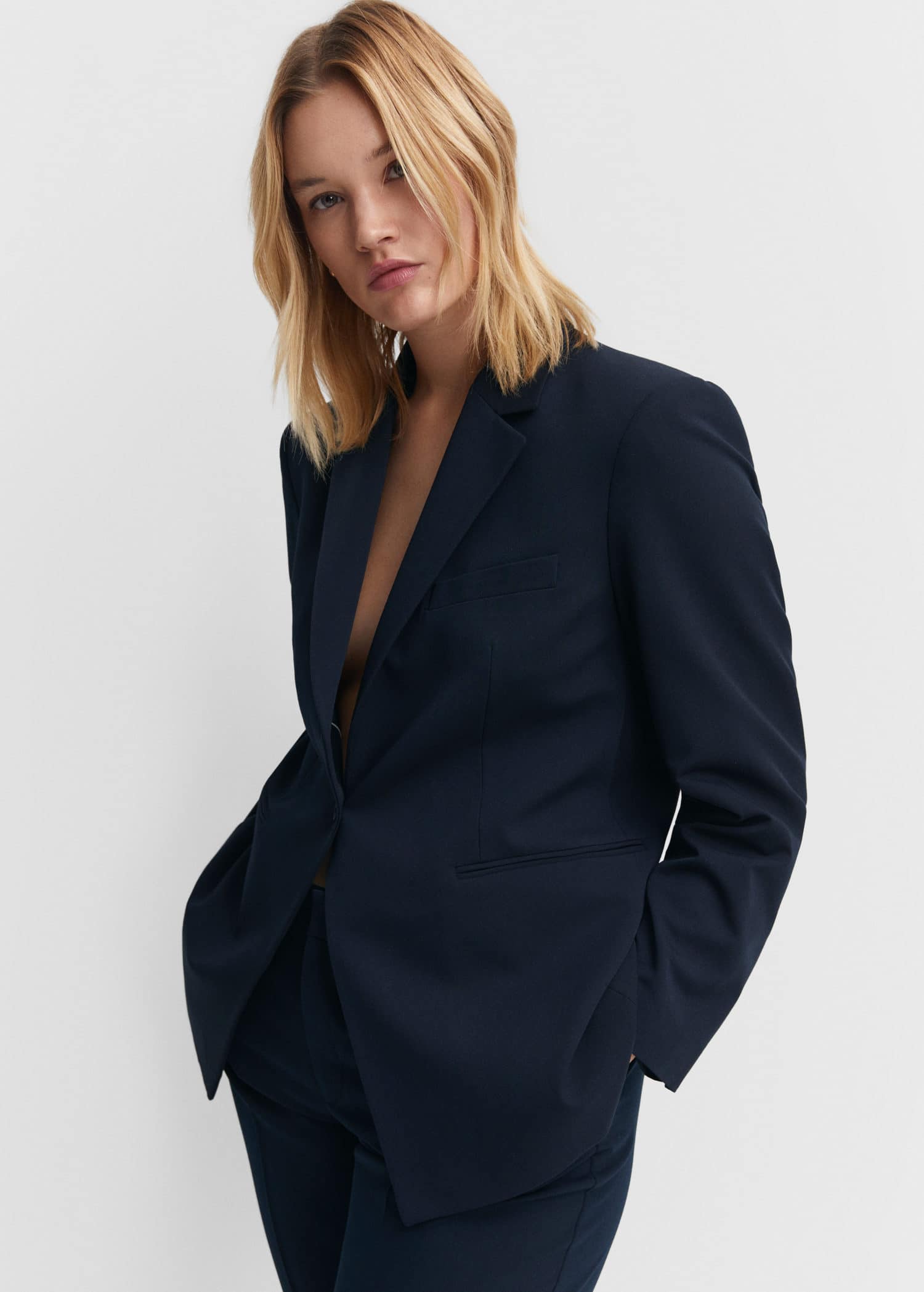 Americana traje entallada