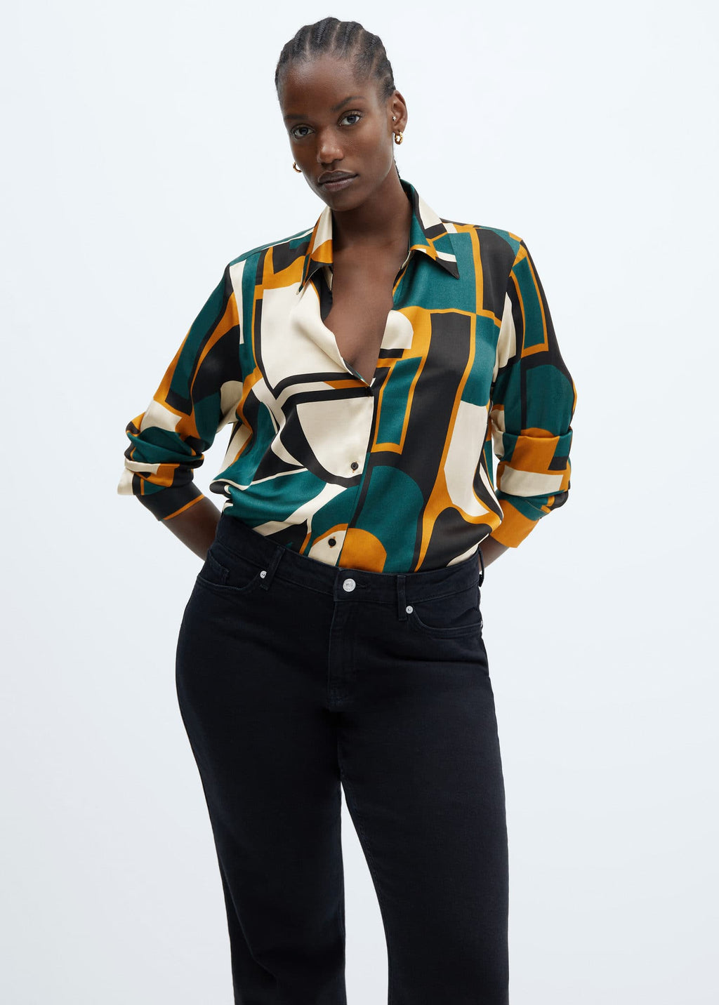 Camisa satinada estampado geométrico