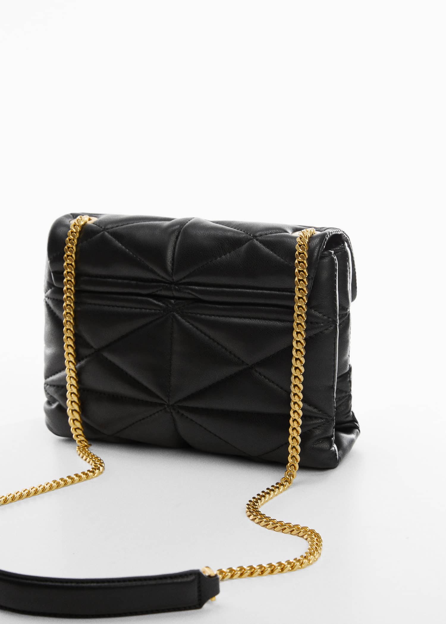 Bolso acolchado solapa