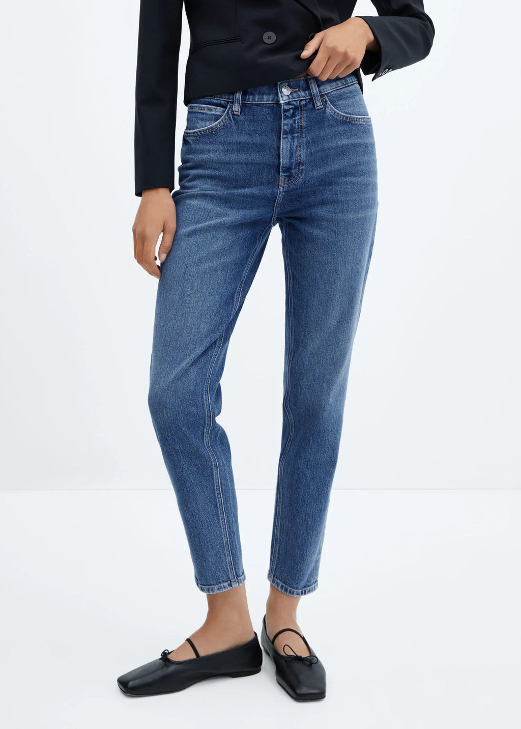 Jeans mom confort tiro alto