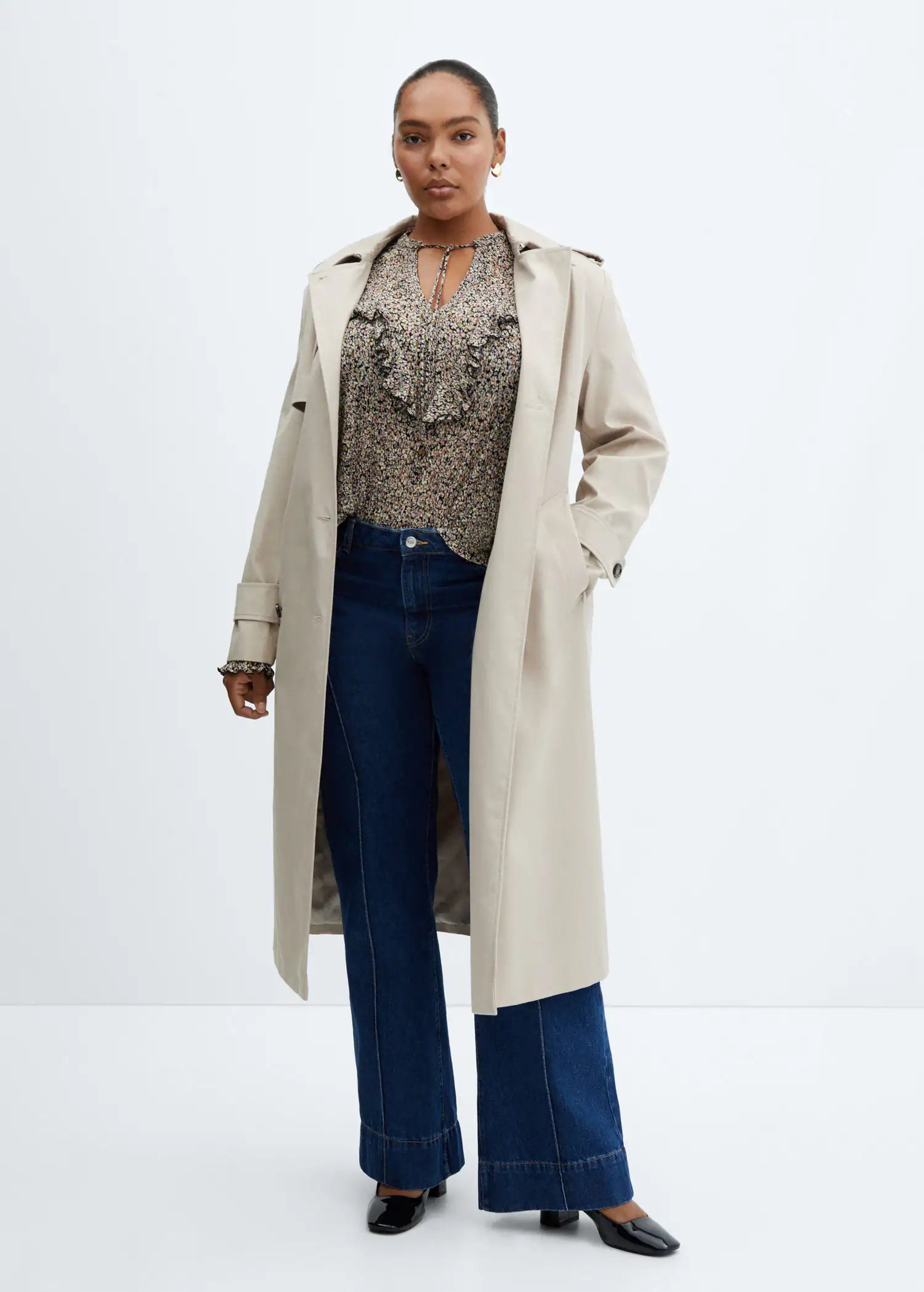 Blusa fluida volante