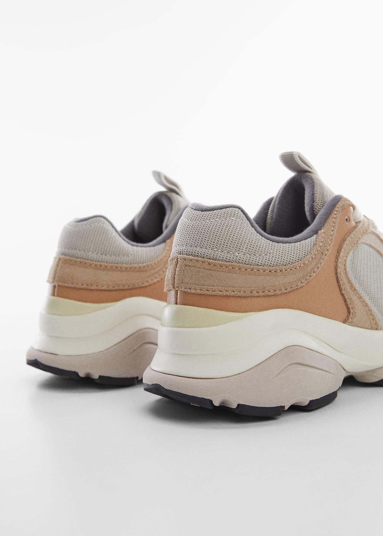 Deportivas diseño combinado