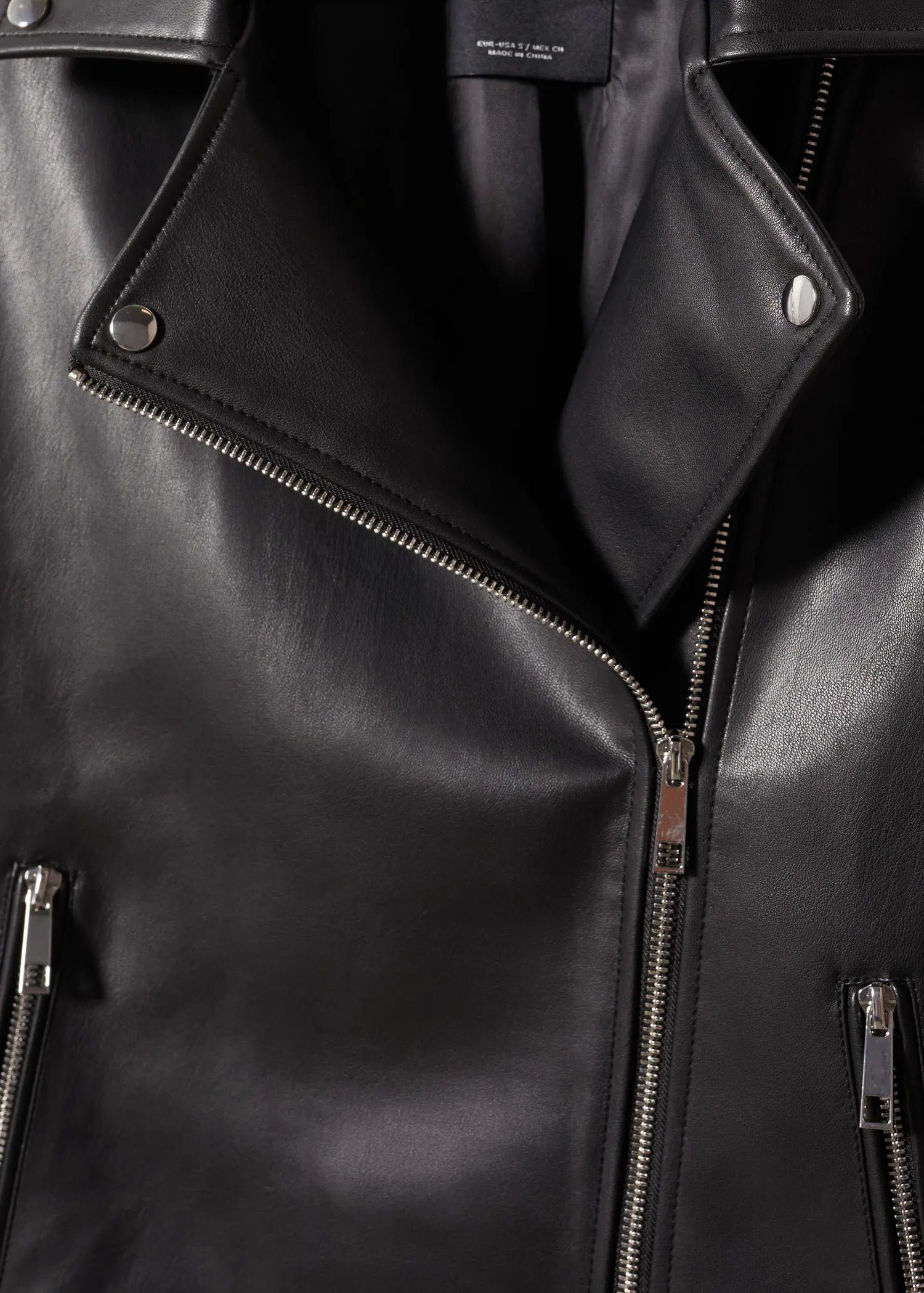 Cazadora biker efecto piel