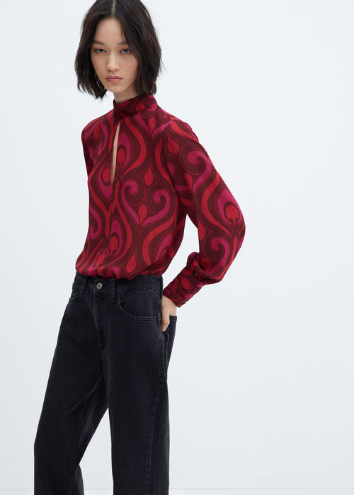 Blusa estampada detalle abertura