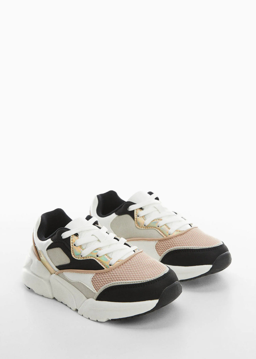 Deportiva combinada cordones