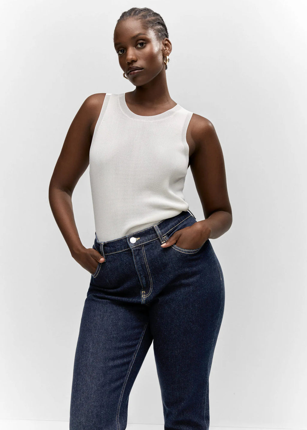 Jeans mom confort tiro alto