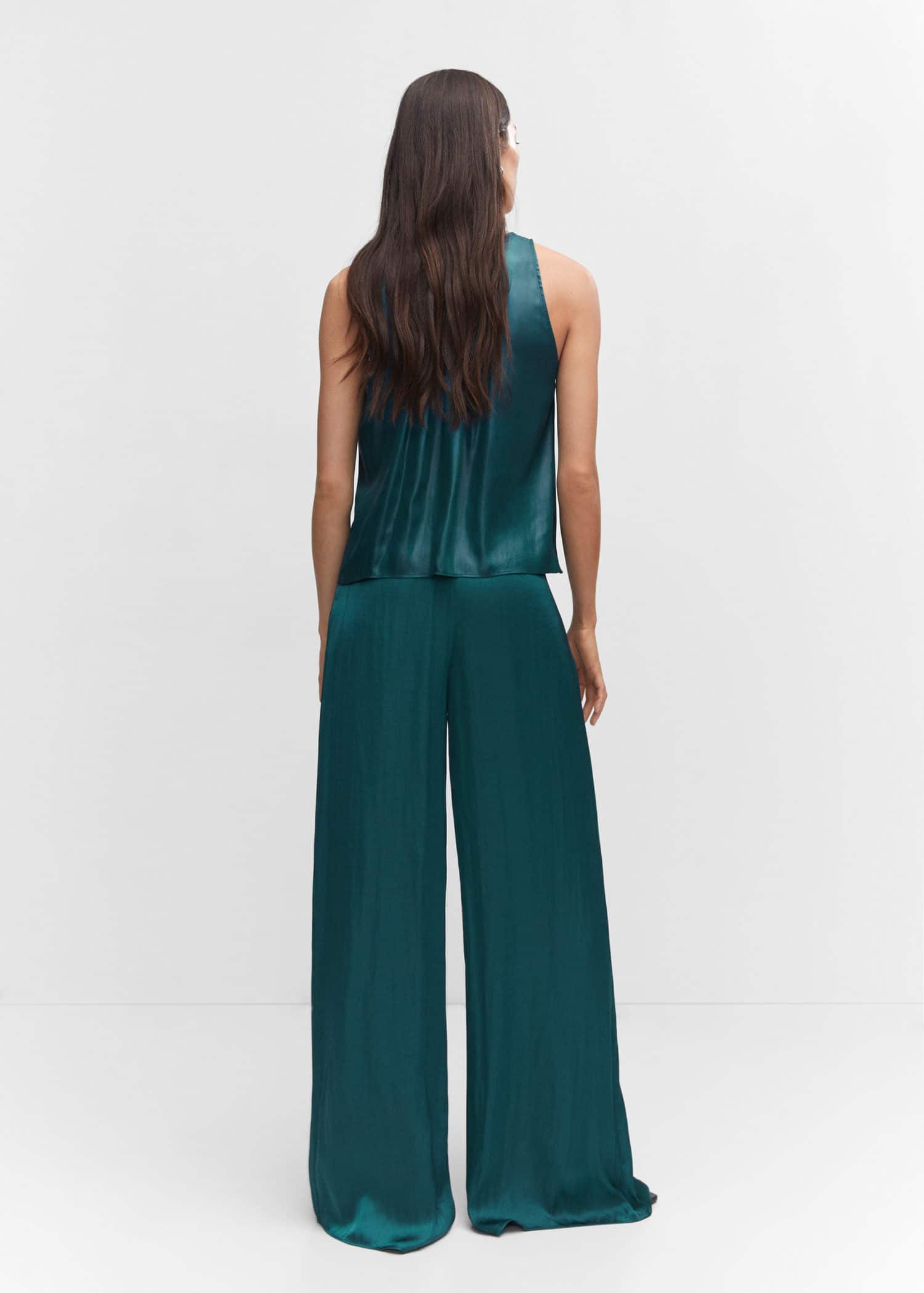 Top satinado detalle pinzas