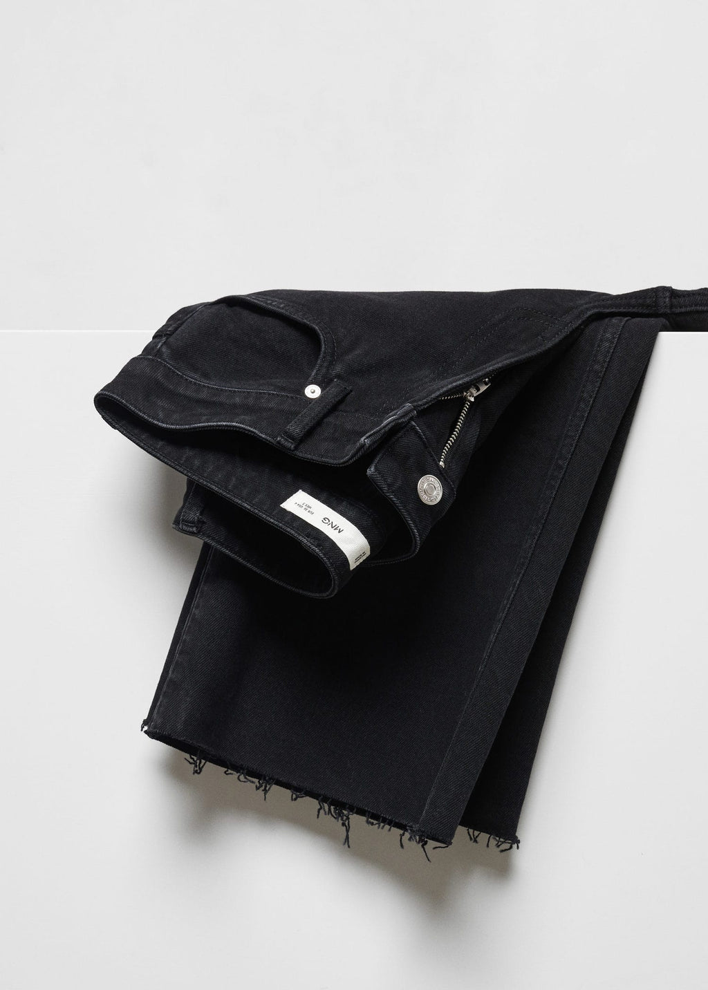 Jeans flare tiro medio