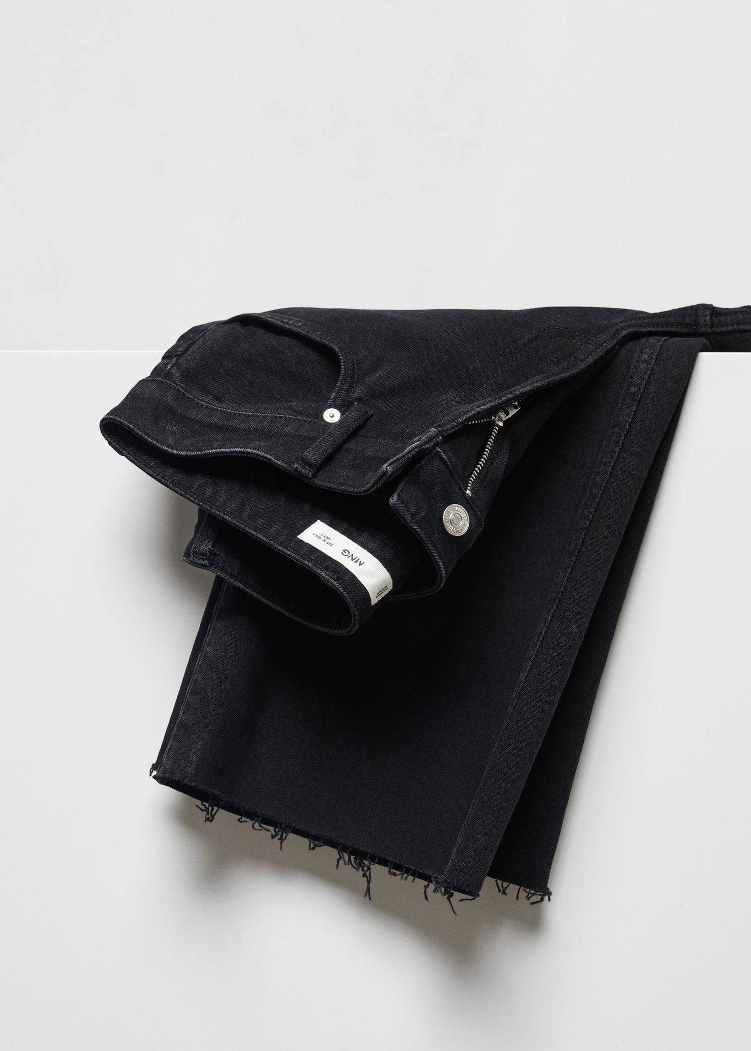 Jeans flare tiro medio